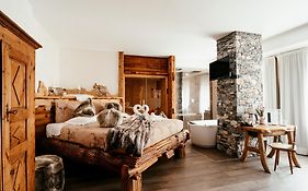 Serendipity Hotel